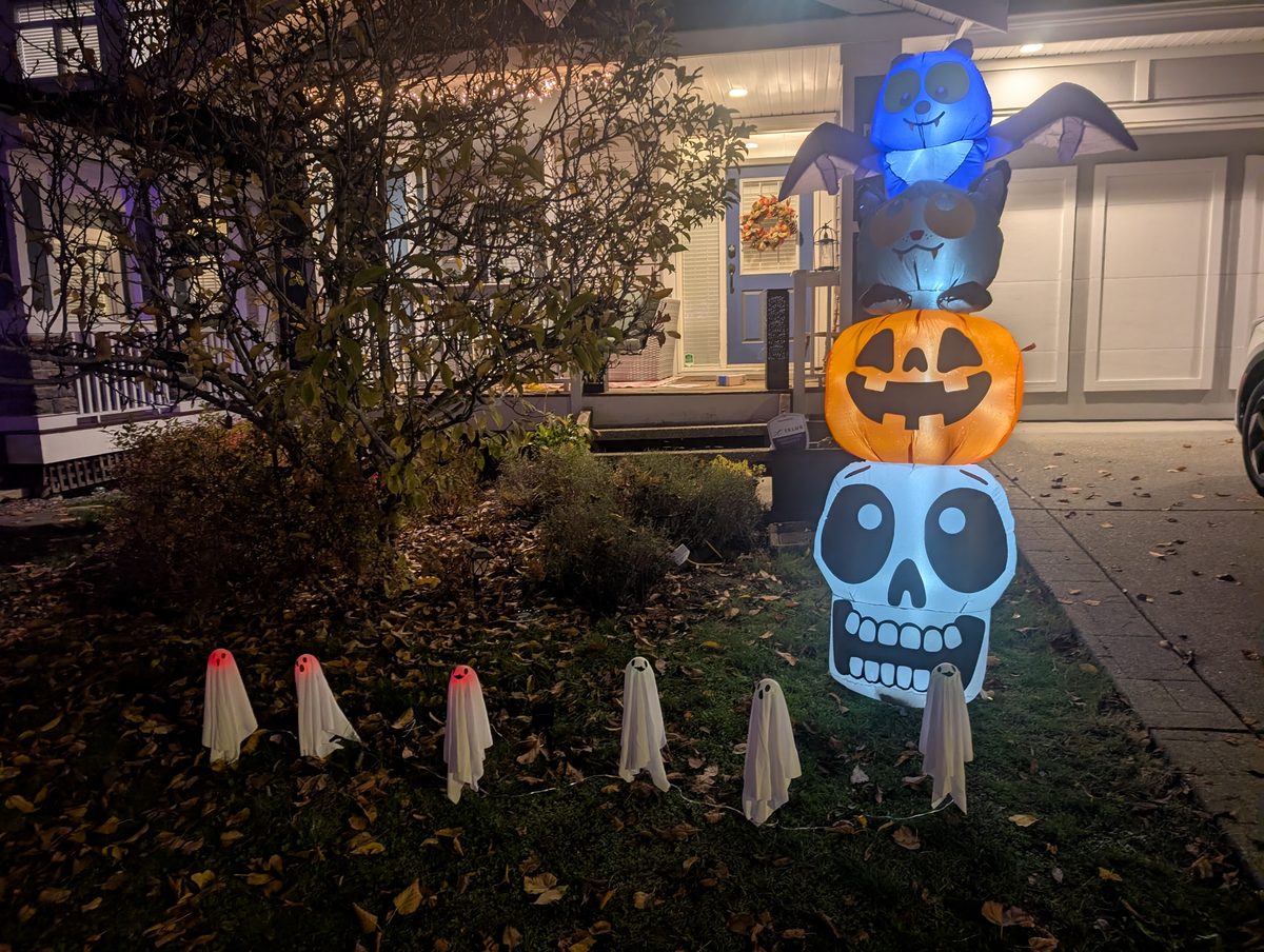 A stack of inflatables and a line of little ghosts